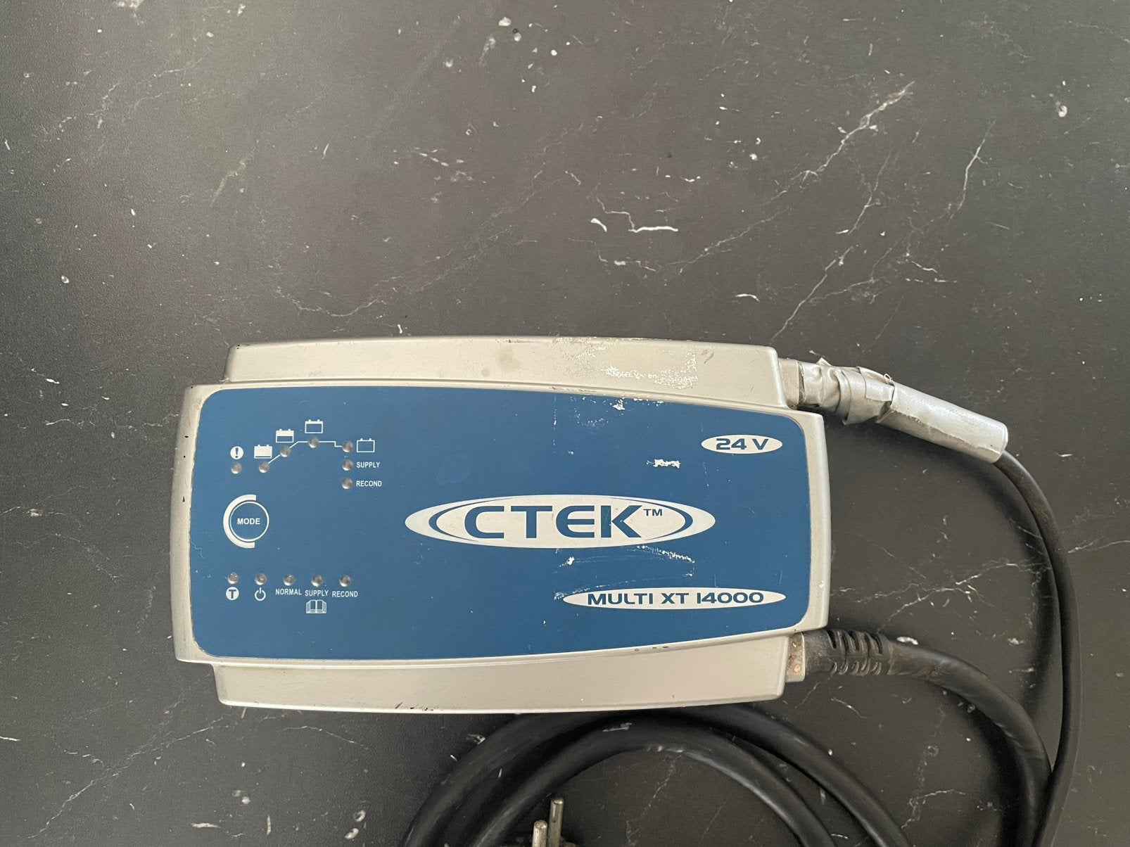 CTEK Multi XT 14000 24V acculader – 14A – werkt goed, Nieuw