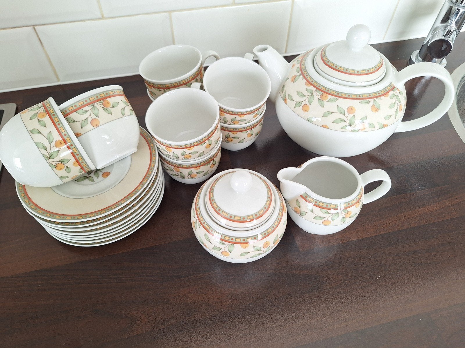 Nieuw Koffietijd servies, Ophalen