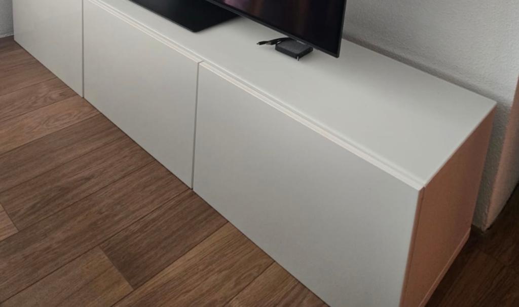 Besta hoogglans televisiekast wit, Ophalen, Gebruikt, 150 tot 200 cm, Minder dan 100 cm