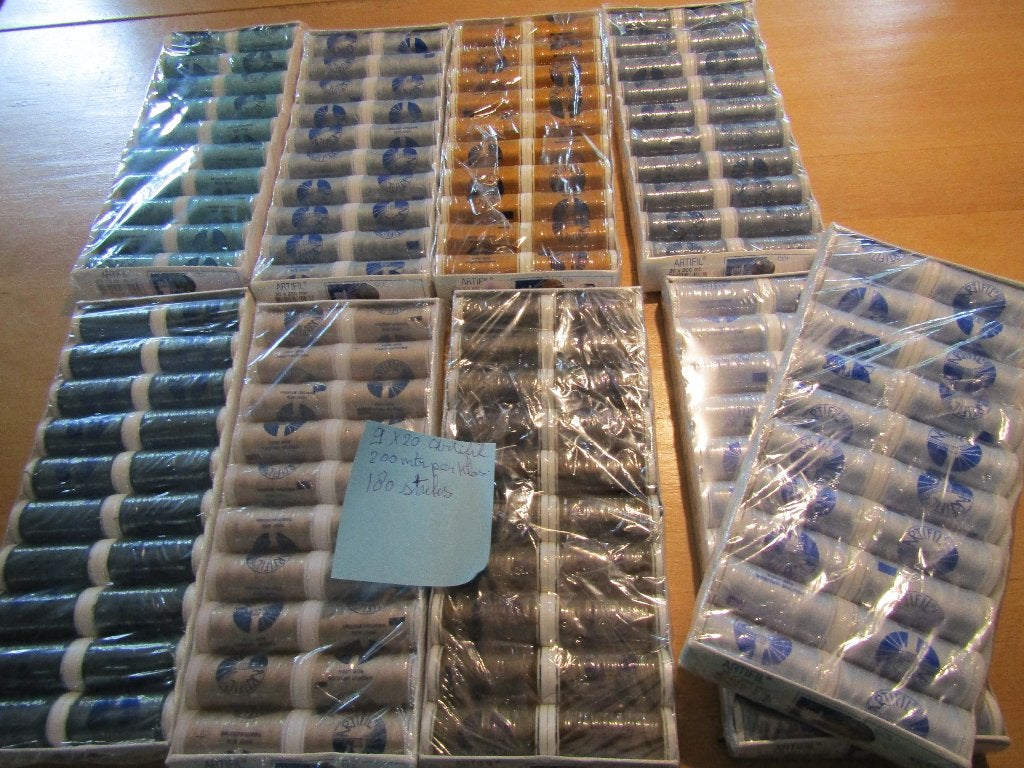 9 dozen Artifril totaal 180 stuks ., Ophalen, Nieuw, Garen of Naald(en)