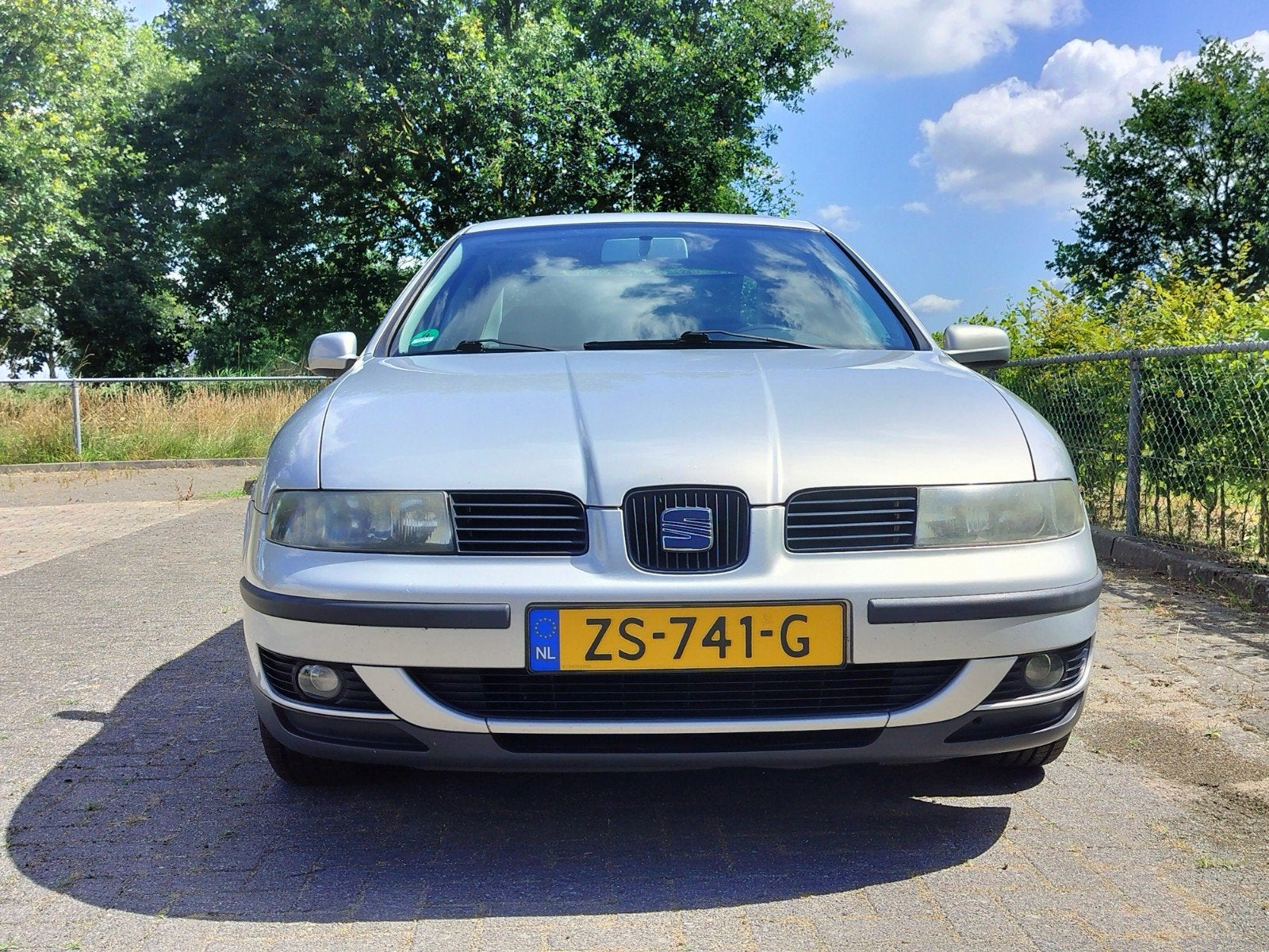 MOET WEG  1250€ AUTO AUTOMAAT, Auto's, Automaat, 100 pk, 1595 cc, 1200 kg