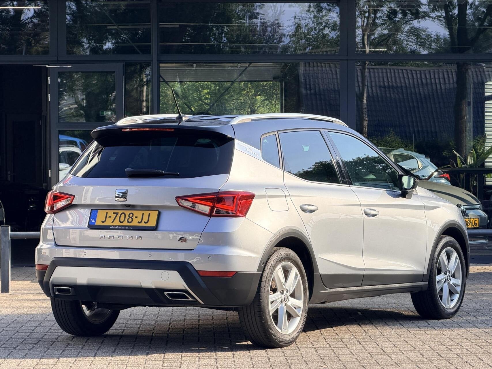Seat Arona 1.5 TSI EVO FR Business Intense Plus | Stoelverwa, Auto's, Voorwielaandrijving, Stof, 4 cilinders, 150 pk