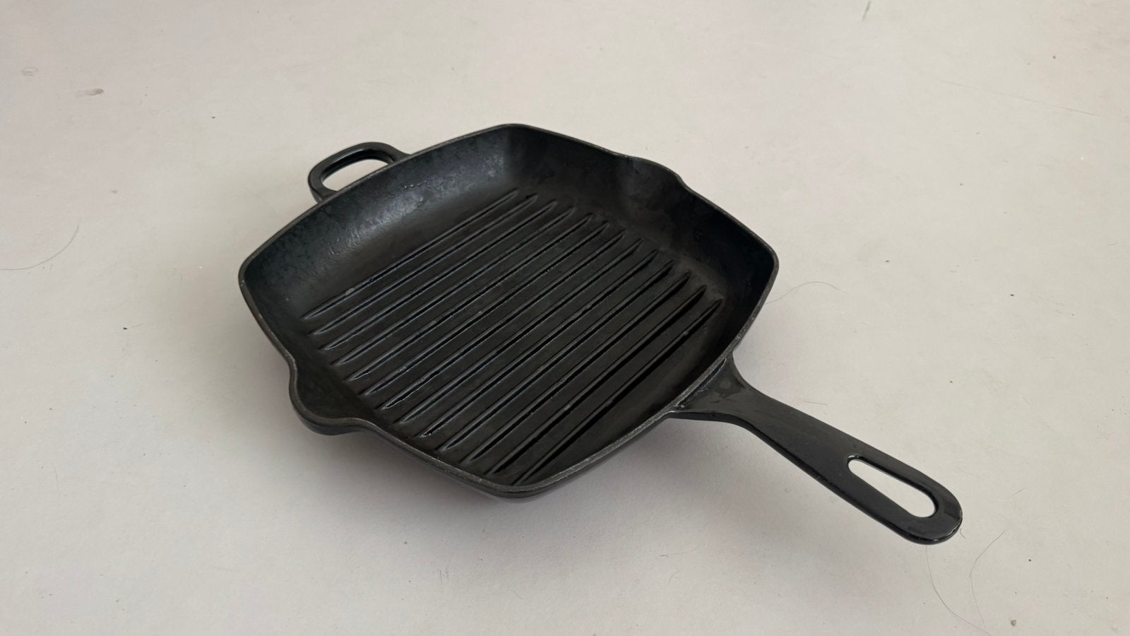 Gietijzer Grillpan - 26 cm, Huis en Inrichting, Ophalen of Verzenden, Zo goed als nieuw, Gietijzer