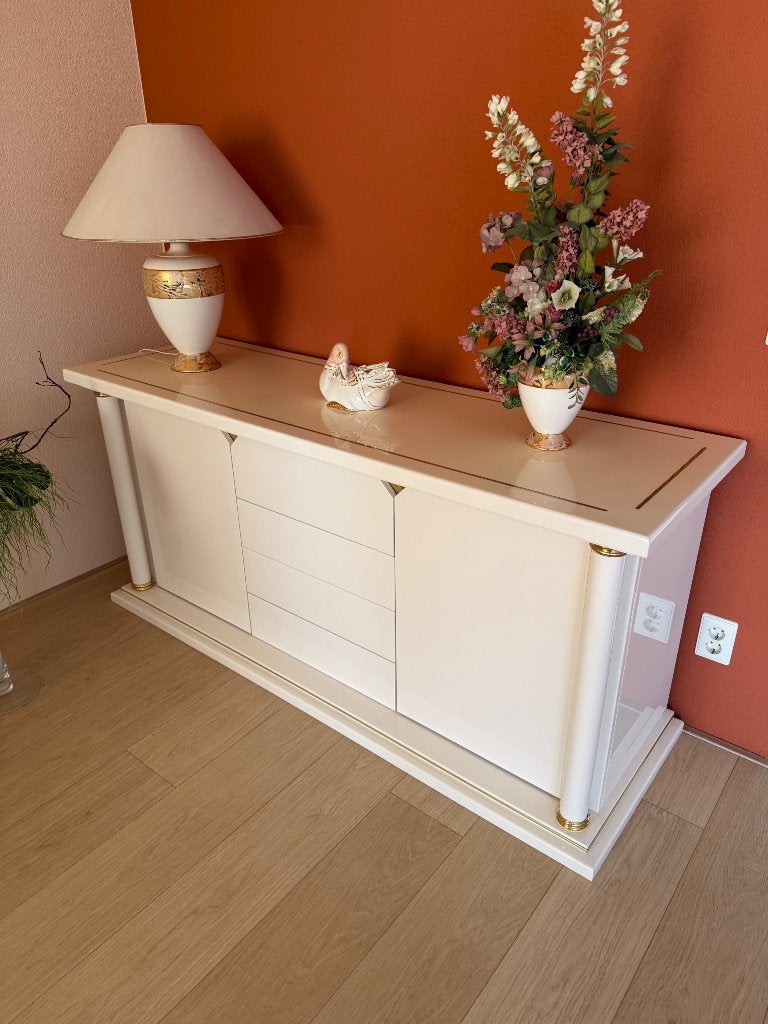 Wit hoogglans Dressoir, Ophalen, Kunststof, Gebruikt, 150 tot 200 cm