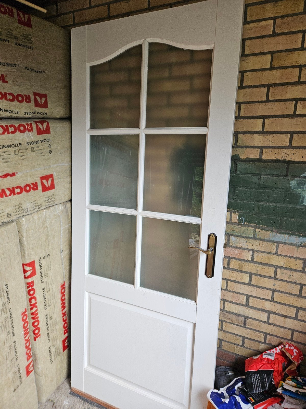 Massieve stompe deur met glas, hand en sluitwerk, Ophalen, Gebruikt, 80 tot 100 cm, Binnendeur