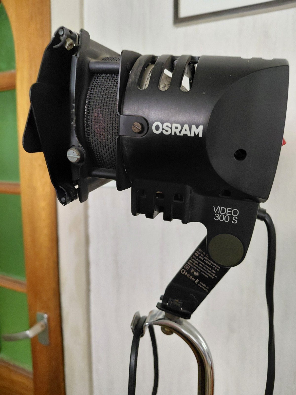 Vintage Osram Video 300S halogeen videolamp met statief, Ophalen