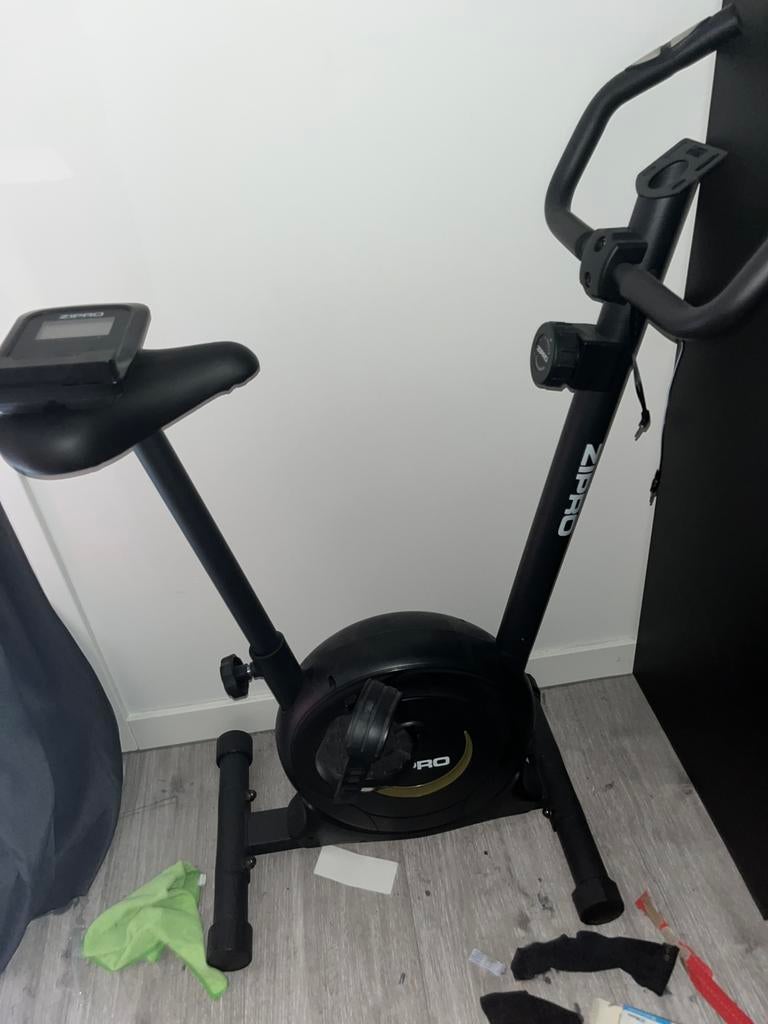 Zipro hometrainer, Ophalen, Zo goed als nieuw, Hometrainer