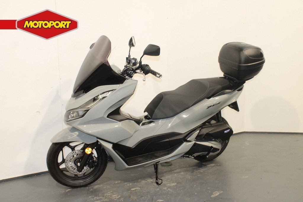 Honda PCX 125 (bj 2023), Scooter, Bedrijf, Mc.benelux@honda-eu.com, Honda Motor Europe Ltd. Belgian Branch