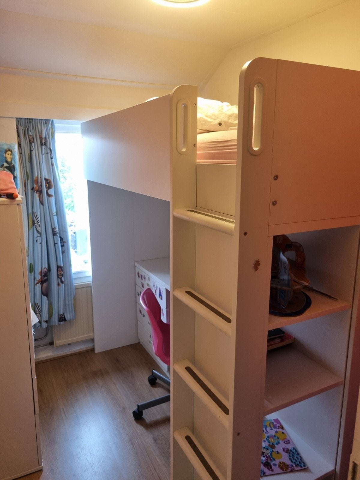 hoogslaper ikea, Kinderen en Baby's, Kinderkamer | Stapelbedden en Hoogslapers, Ophalen, Zo goed als nieuw, Hoogslaper