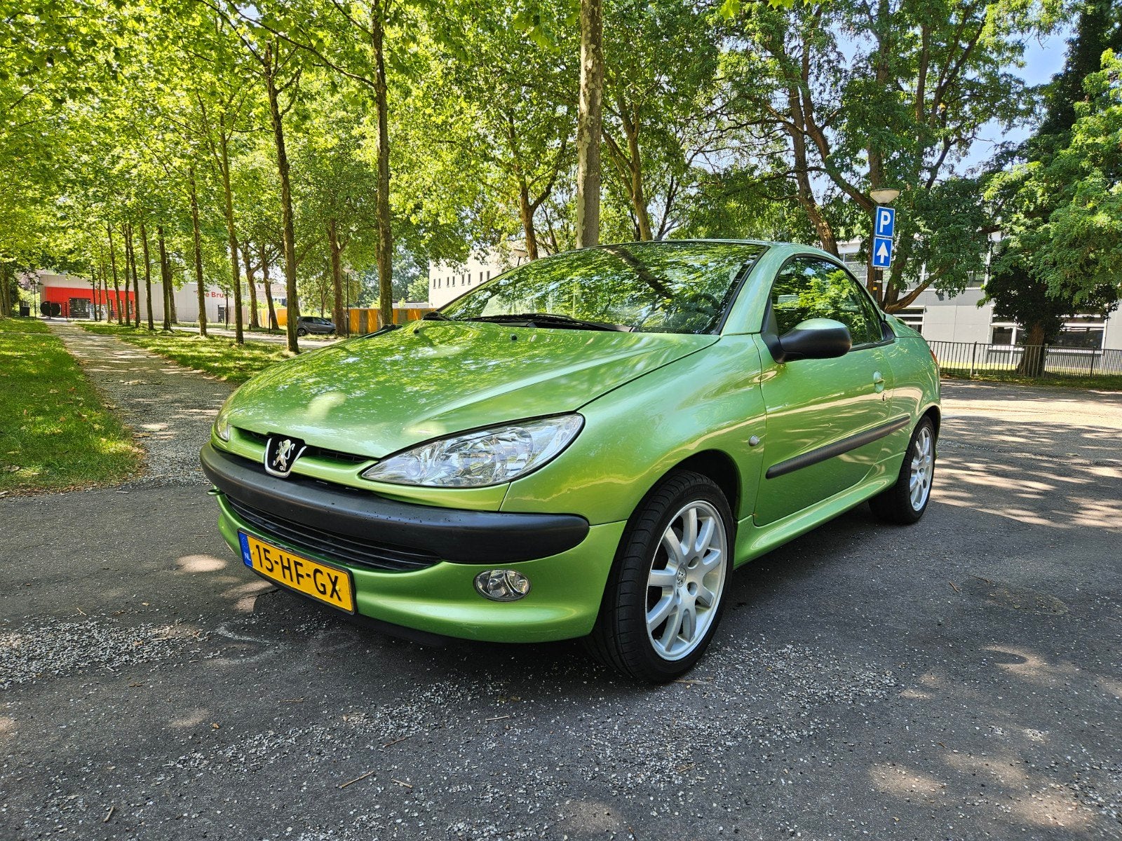 Peugeot 206 1.6 16V CC 2001 Groen cabrio, Auto's, Peugeot, Voorwielaandrijving, Stof, 4 cilinders, Cabriolet