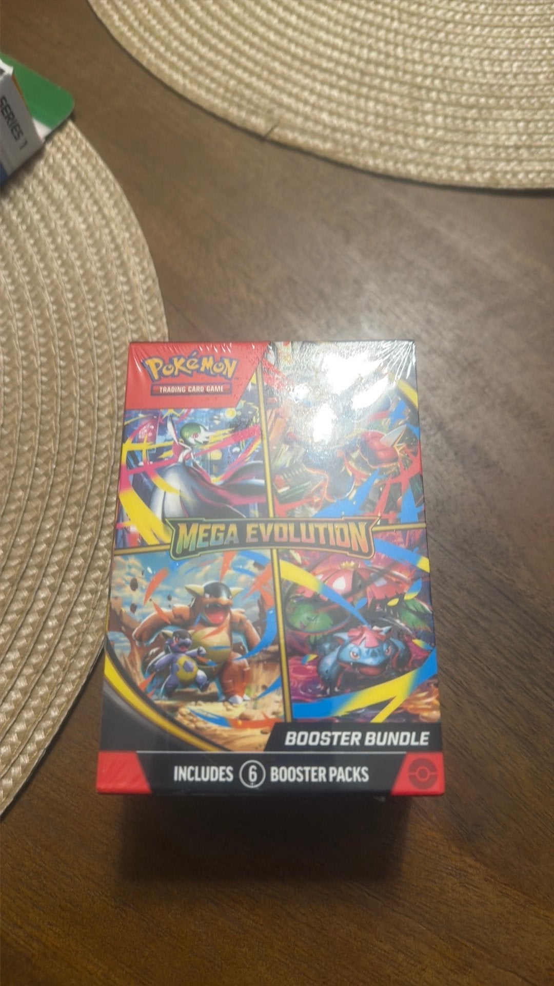 Mega Evolution Booster Bundle, Ophalen of Verzenden, Zo goed als nieuw