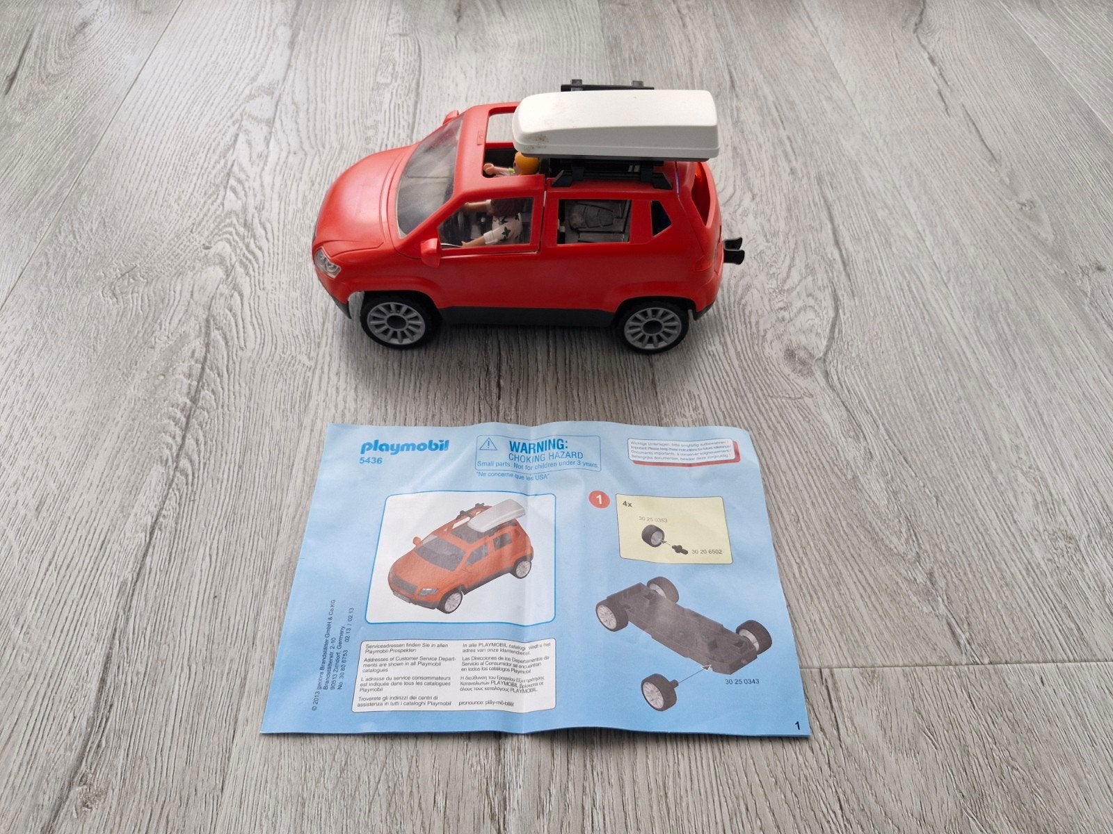 Playmobil 5436 Rode SUV met dakkoffer en figuur, Ophalen of Verzenden, Zo goed als nieuw