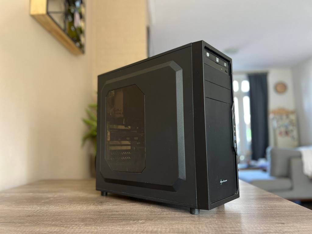 Nette Gaming PC + Gratis monitor, Ophalen of Verzenden, Zo goed als nieuw, Gaming, 3 tot 4 Ghz