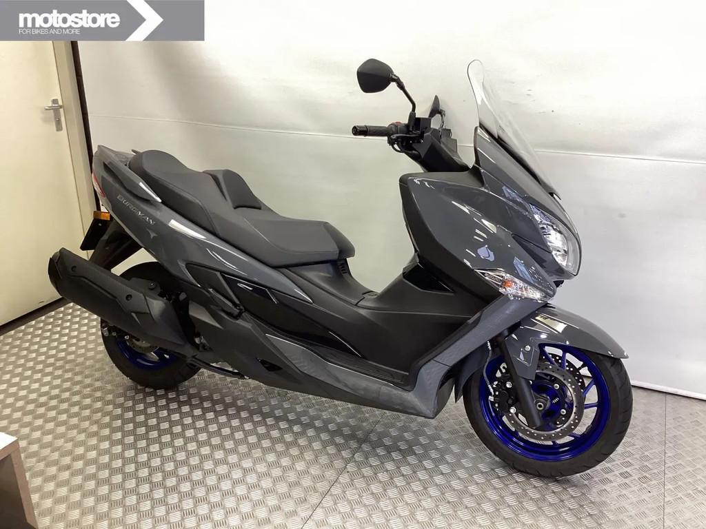 Suzuki AN 400 A BURGMAN € 7.490,00, Motoren, Motoren | Suzuki, Bedrijf, Scooter