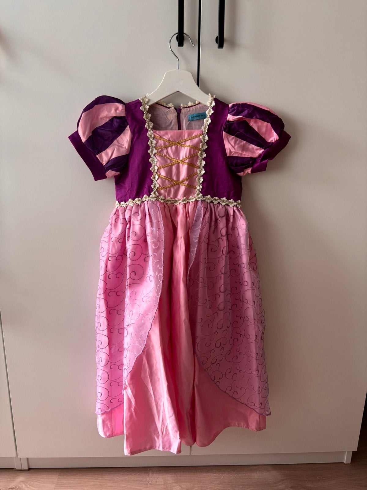 Rapunzel verkleedjurk met vlechthaarband, Kinderen en Baby's, Ophalen, Zo goed als nieuw, Meisje