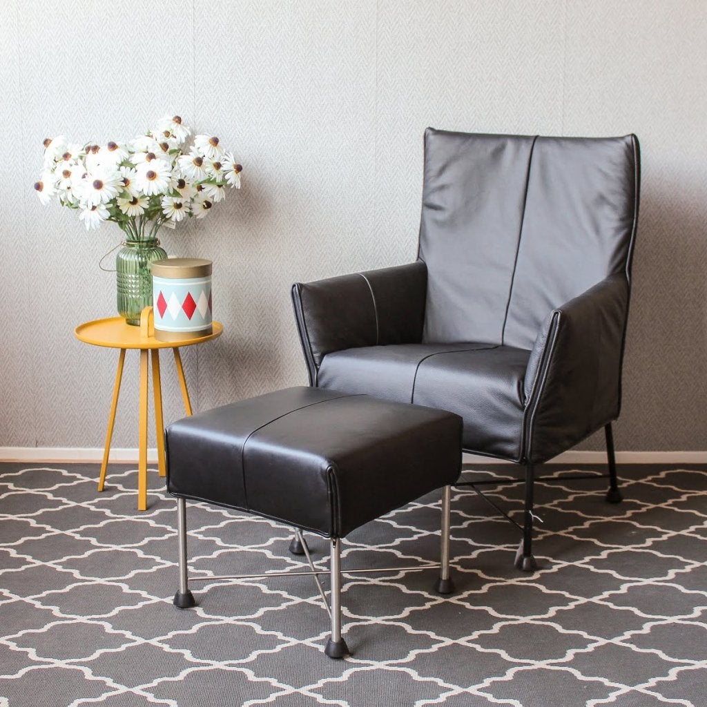 Montis Charly fauteuils zwart leder + hocker, Niet ingevuld, Zo goed als nieuw, Niet ingevuld, Niet ingevuld