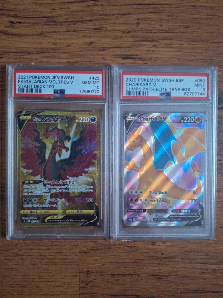 PSA 10 Moltres V & PSA 9 Charizard V Pokémon kaarten, Hobby en Vrije tijd, Verzamelkaartspellen | Pokémon, Ophalen of Verzenden