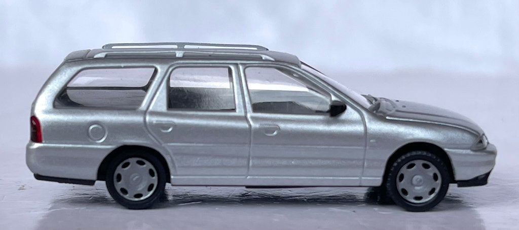 AMW 0429:  Ford Mondeo Mk1 Turnier, Ophalen of Verzenden, Zo goed als nieuw, Auto