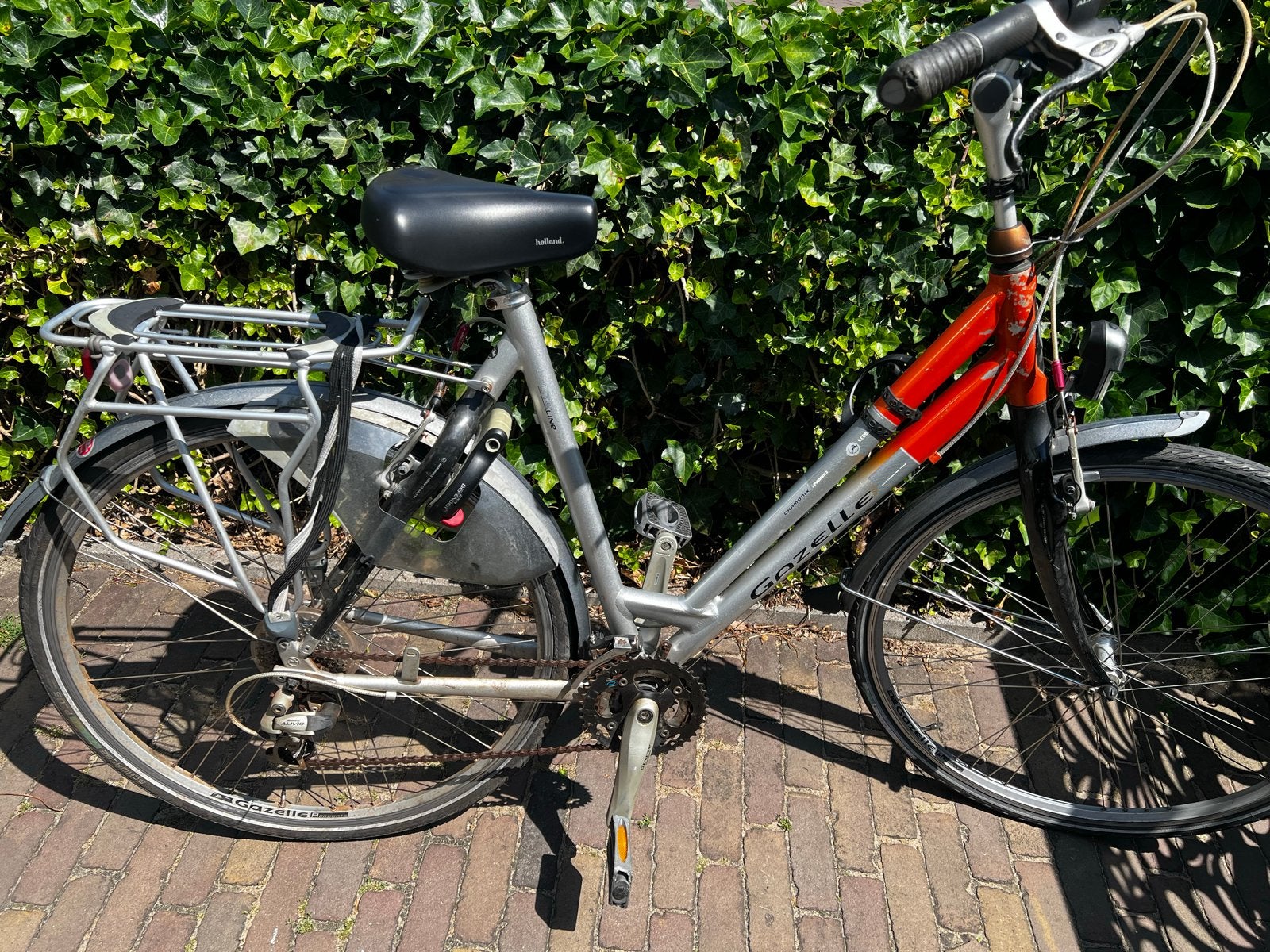 Gazelle fiets met versnellingen en bagagedrager, Fietsen en Brommers, Fietsen | Dames | Damesfietsen, Ophalen, Velgrem, Versnellingen
