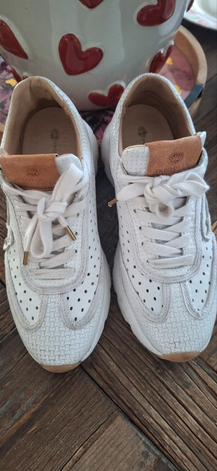 Fred de la Bretoniere sneakers wit maat 38 €45,00, Fred de la Bretoniere, Wit, Ophalen of Verzenden, Sneakers of Gympen