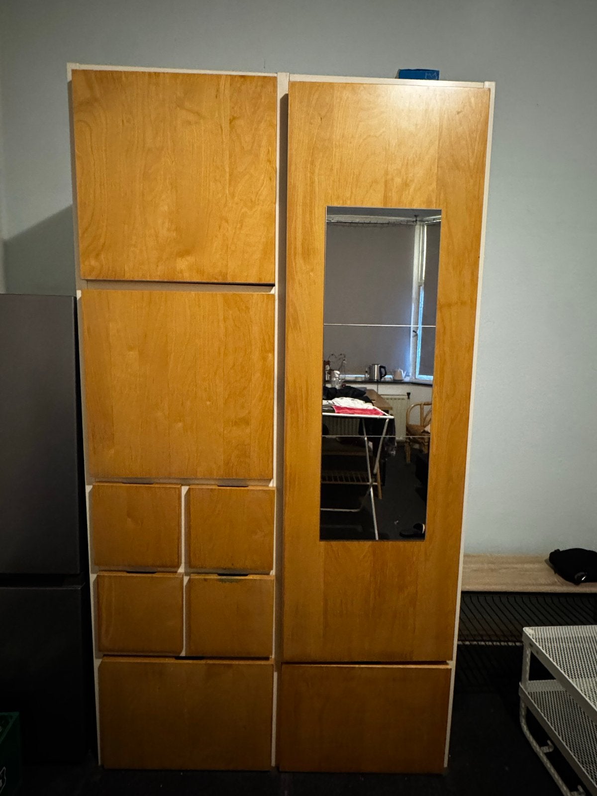 Houten kledingkast met spiegel en lades, Gebruikt, 100 tot 150 cm, 200 cm of meer, Ophalen of Verzenden