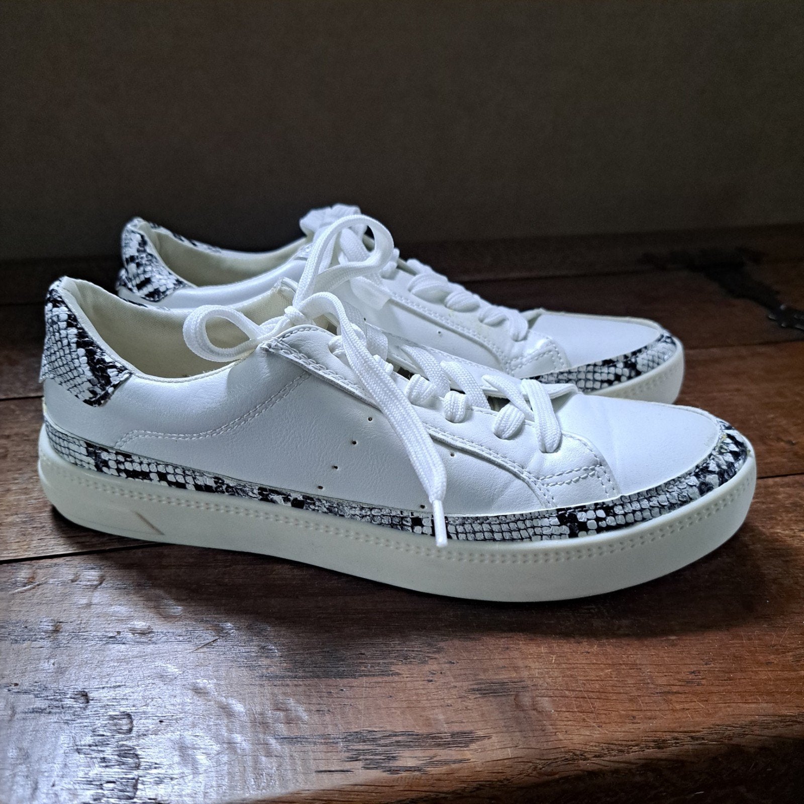 NIEUW sneakers wit mt 40, Walkx, Wit, Nieuw, Ophalen of Verzenden