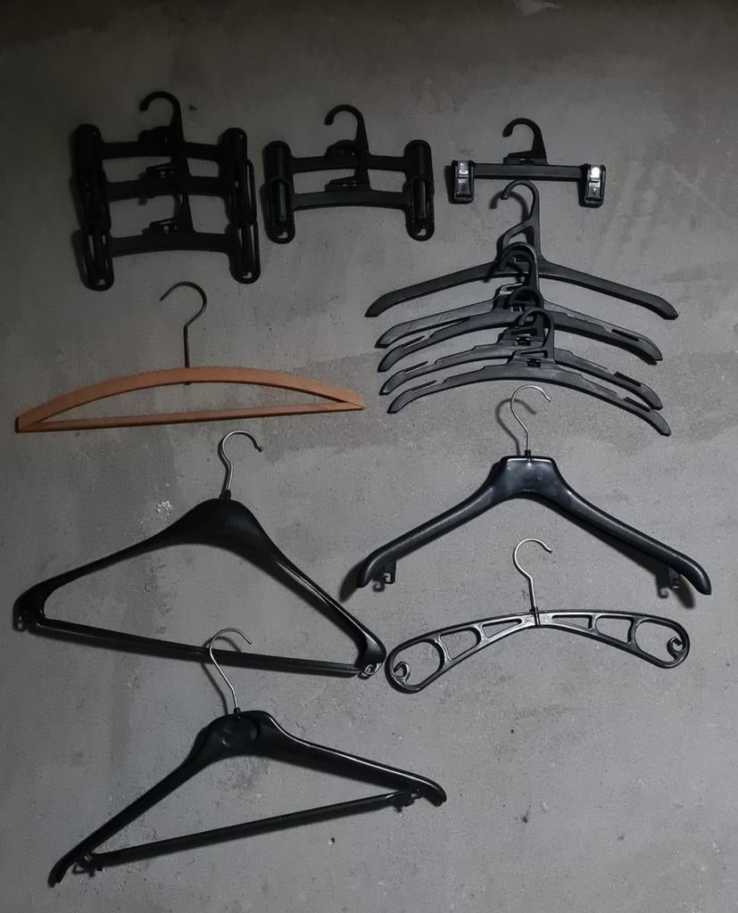 Verschillende soorten kleding hangers, Ophalen of Verzenden, Zo goed als nieuw, Kunststof