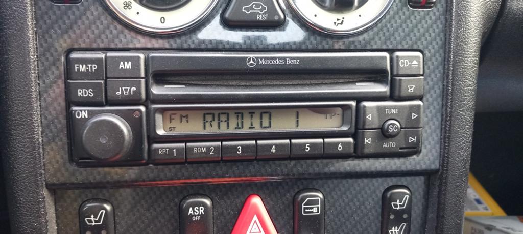 Mercedes cd radio jaren '90, Auto diversen, Ophalen of Verzenden