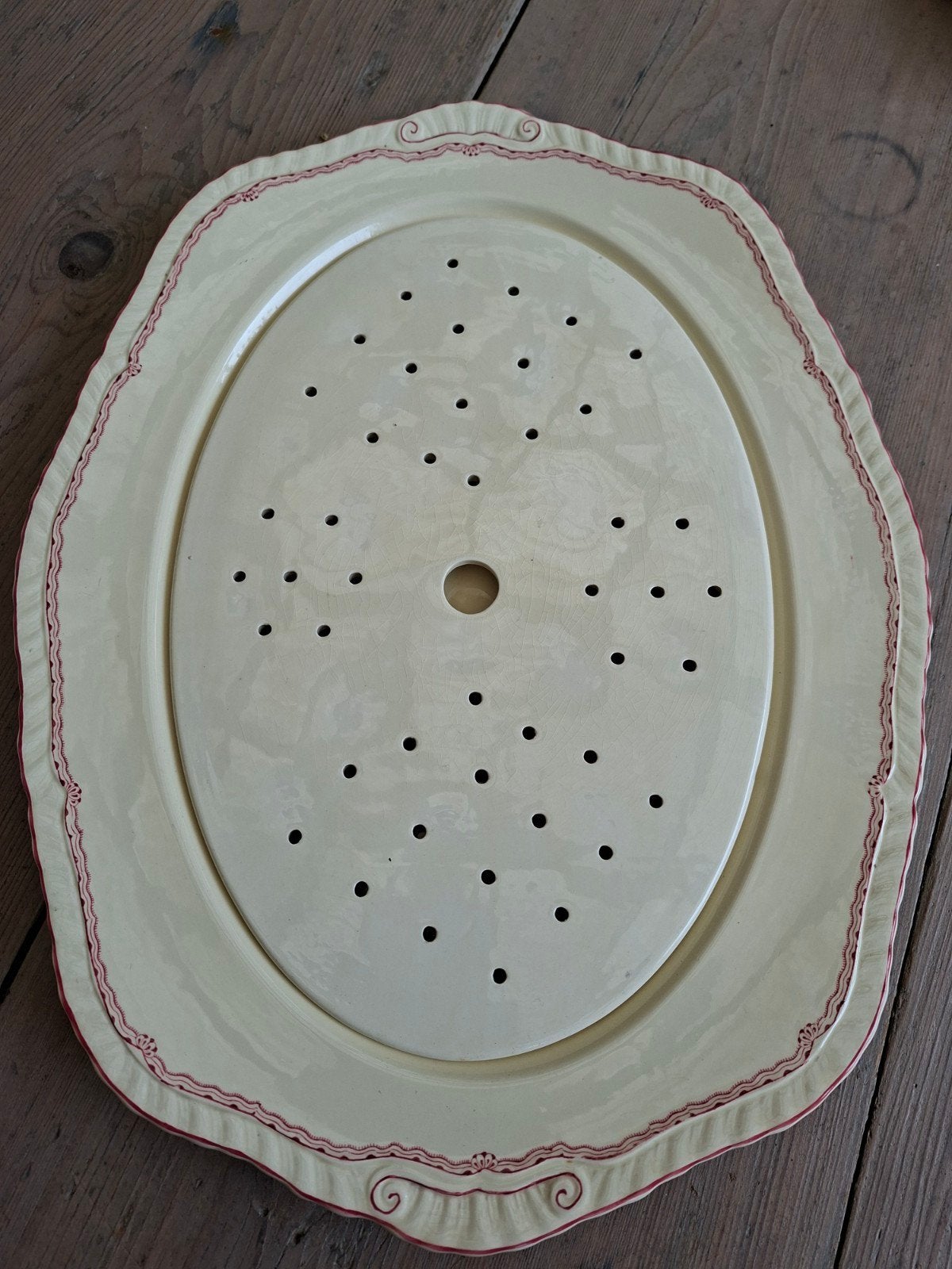 Vintage schaal met uitlekrooster, Ophalen