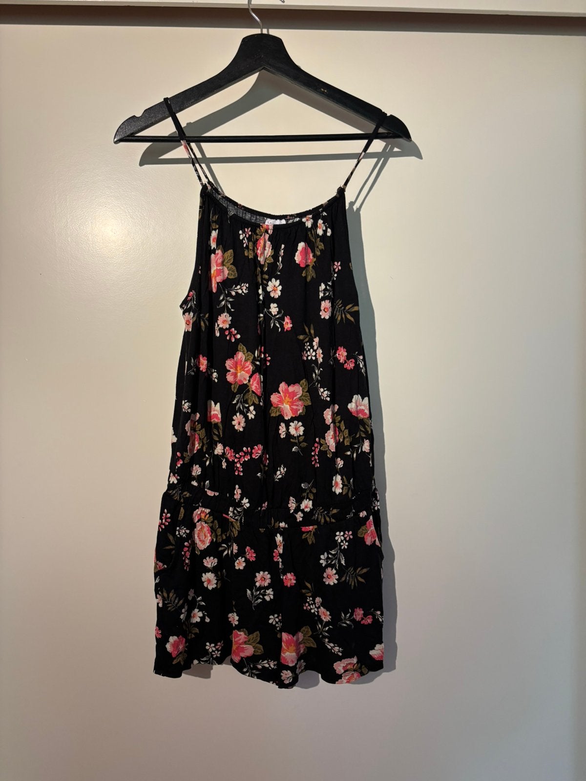 Gebloemde jumpsuit maat 36 €1,00 koopje!!, Kleding | Dames, Ophalen of Verzenden, Zo goed als nieuw, Maat 36 (S), Zwart