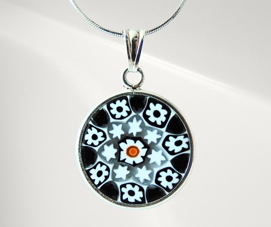Vrolijke zilveren MURANO Millefiori glas hanger/ketting!, Verzenden, Zo goed als nieuw, X, Met kristal