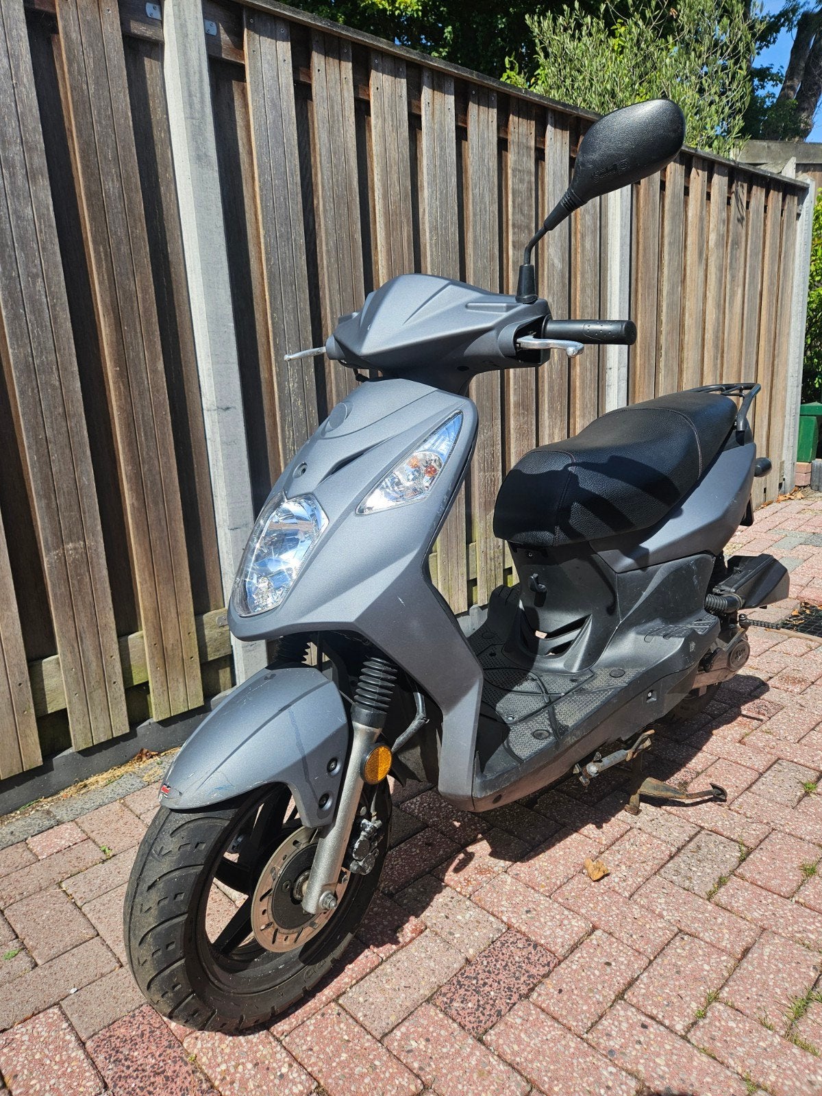 SYM Orbit II Scooter - Grijs, 45 km/u, Ophalen, Gebruikt, Maximaal 45 km/u, Benzine