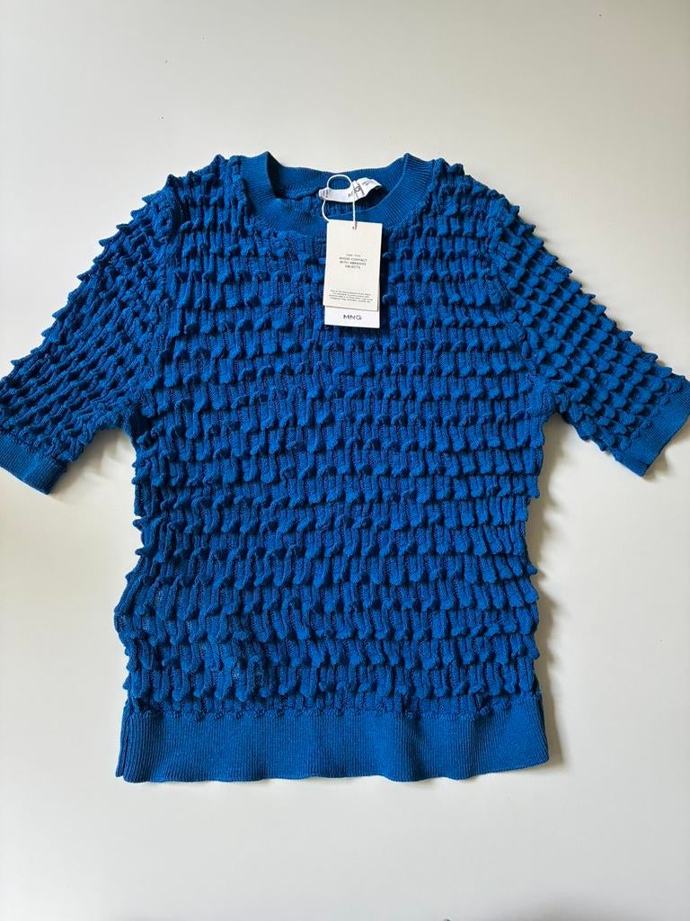 Mango elastische blauwe top met korte mouwen | maat S, Hobby en Vrije tijd, Naaien en Fournituren, Ophalen of Verzenden, Nieuw