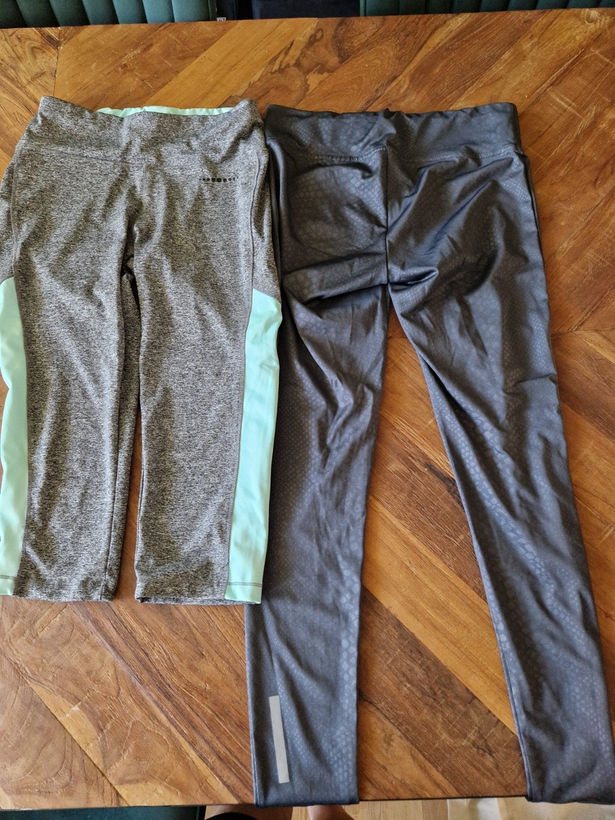 Gratis - sportbroek, Ophalen, Gedragen, Grijs, Fitness of Aerobics