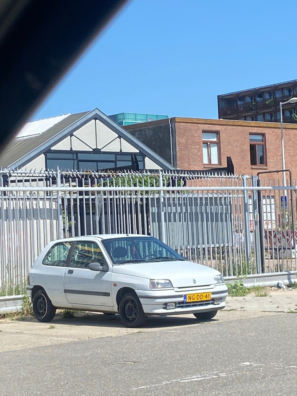 RENAUIT CLIO MK1 1.4 Automaat, 1995 VZ €7 p/m👌, 1299 cc, 40 €/maand, 4 cilinders, Blauw
