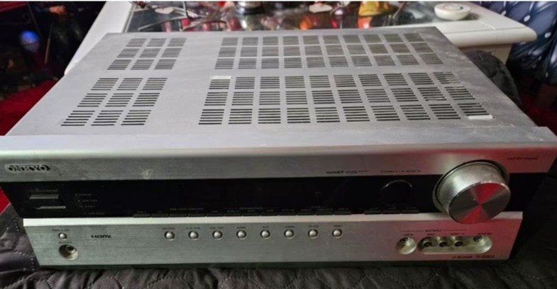 Onkyo AV Receiver - Zilverkleurig, Ophalen of Verzenden, 120 watt of meer, Onkyo, Gebruikt