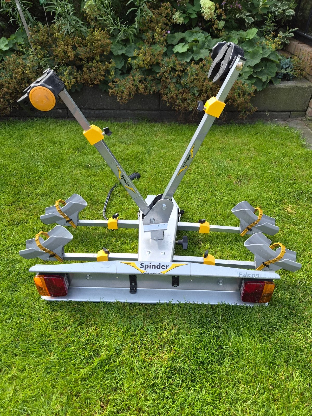 Spinder Falcon fietsdrager voor 2 fietsen, Ophalen, Gebruikt, 2 fietsen, Trekhaakdrager