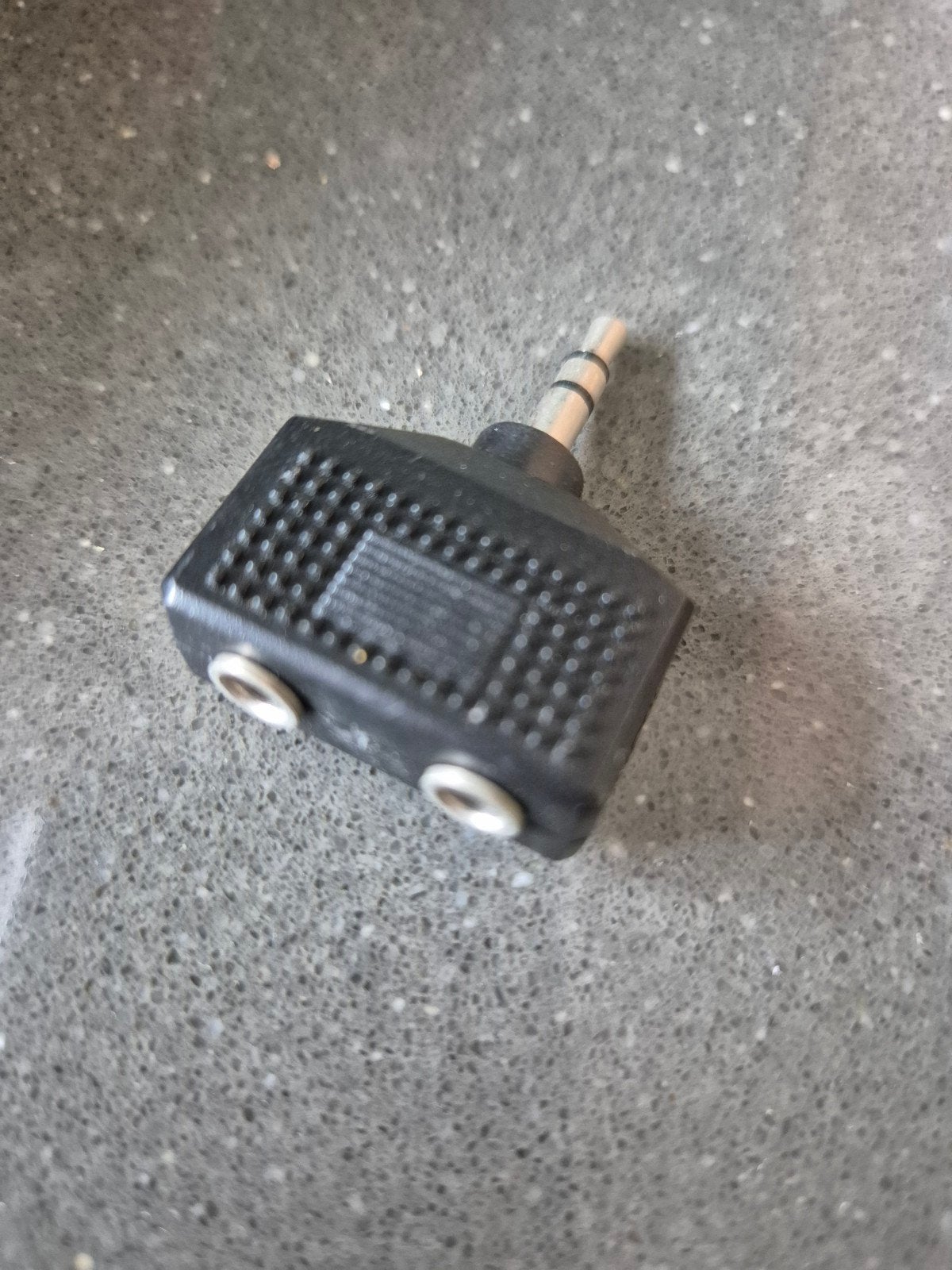 Audio Splitter 3.5mm Jack naar Dubbele Hoofdtelefoon, Ophalen of Verzenden, Nieuw, Minder dan 2 meter, Overige kabels