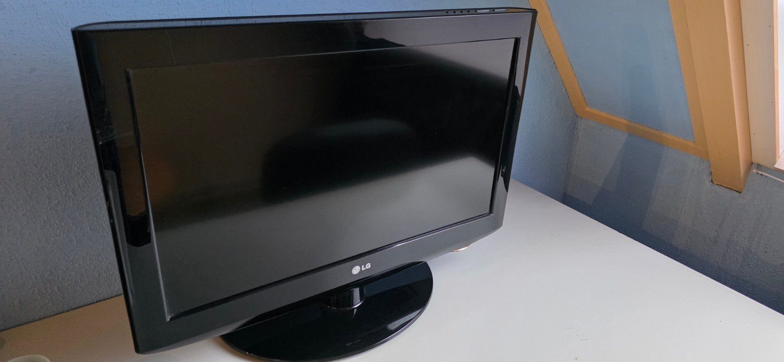 Gratis af te halen: LG 26LH2000 televisie van 26 inch., Ophalen, Gebruikt, 50 Hz, LG