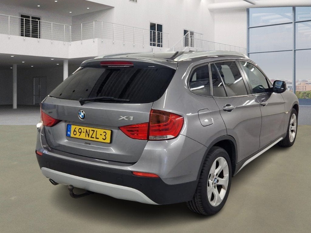 BMW X1 SDrive18i|AUT|TREKHAAK|PSENSOREN|AIRCO|CRUISE|VAKANTI, Auto's, Euro 5, Achterwielaandrijving, 4 cilinders, 150 pk