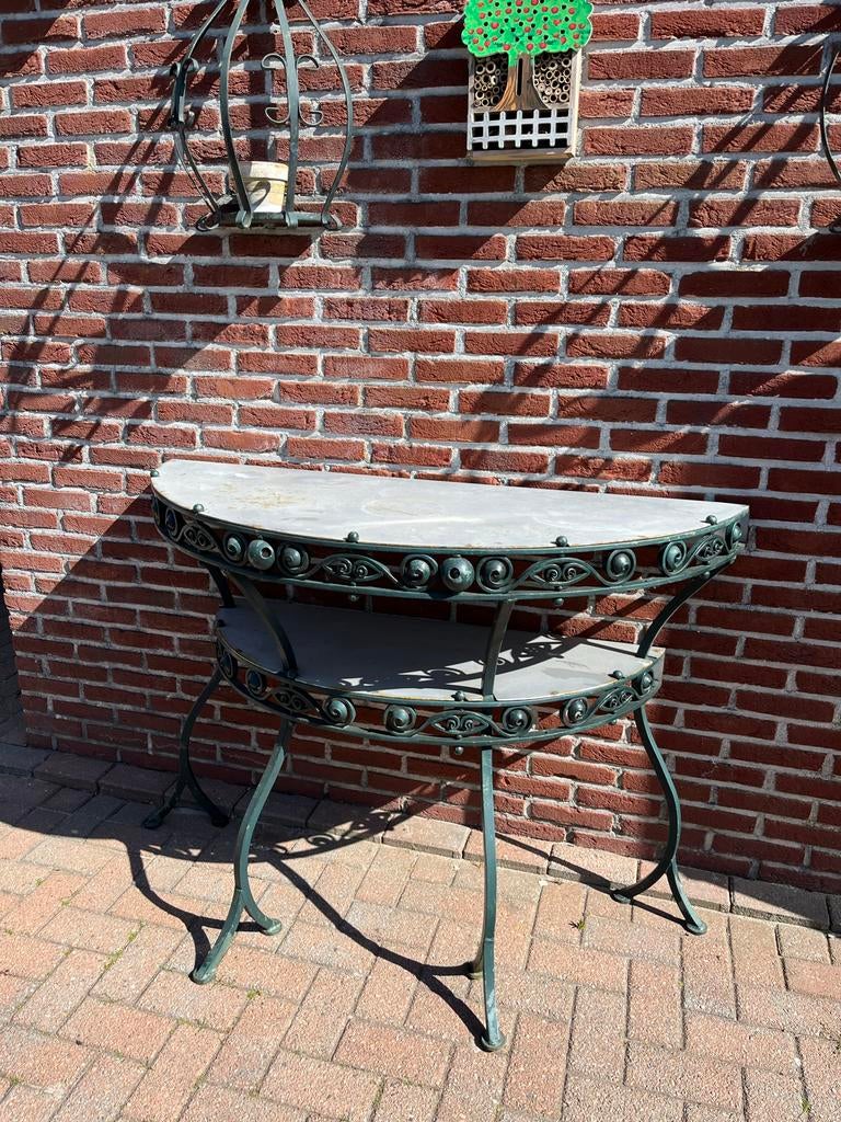 Decoratieve Halfronde Console Tafel met Metaal en Steen, Huis en Inrichting, Tafels | Sidetables, Gebruikt, 50 tot 75 cm, 100 tot 150 cm