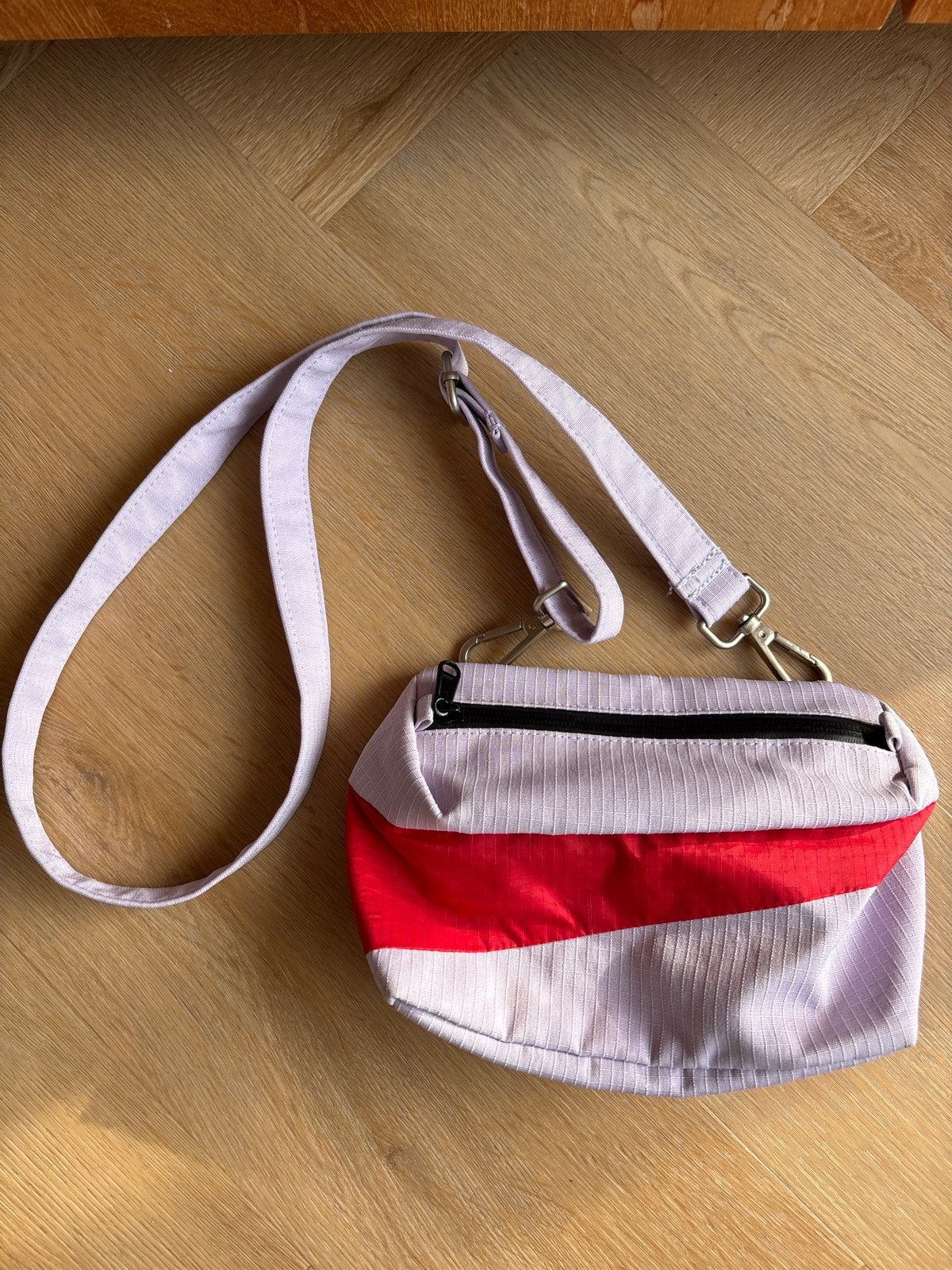 Susan Bijl tasje - Klein formaat, lila met rood, Ophalen of Verzenden, Gebruikt, Paars, Schoudertasje