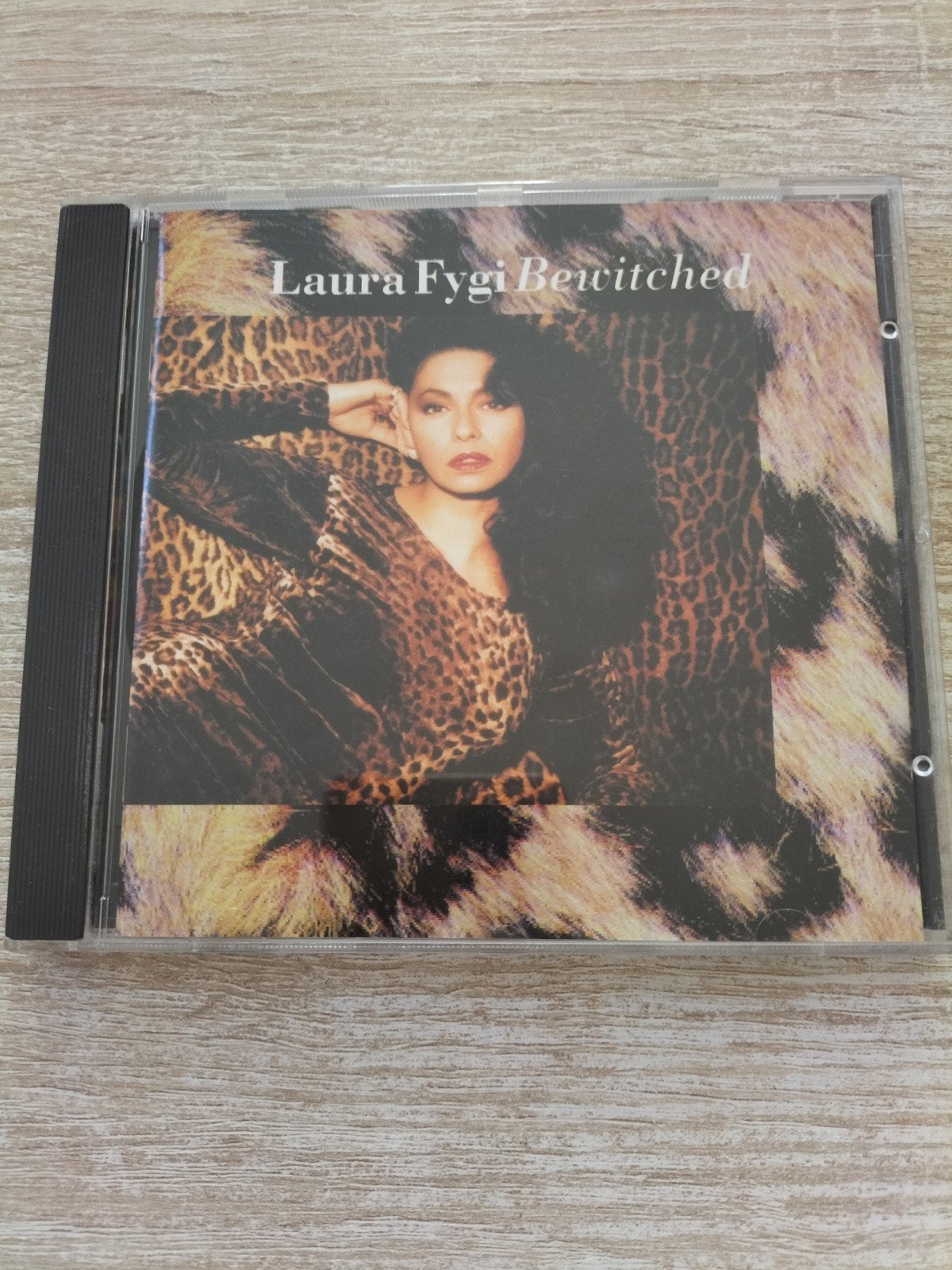 Laura fygi - bewitched, Ophalen of Verzenden