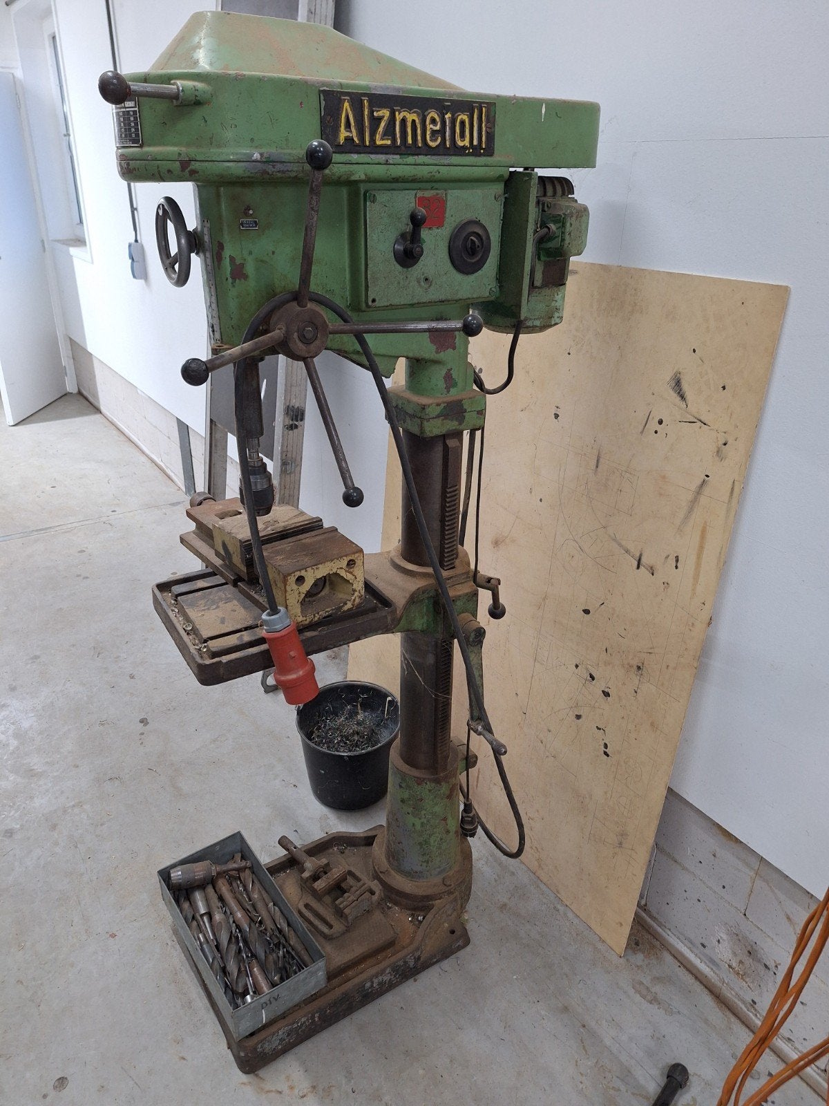 Alzmetall Kolomboormachine 180cm hoog, 4 snelheden, Ophalen, Gebruikt, Kolomboormachine, Variabele snelheid