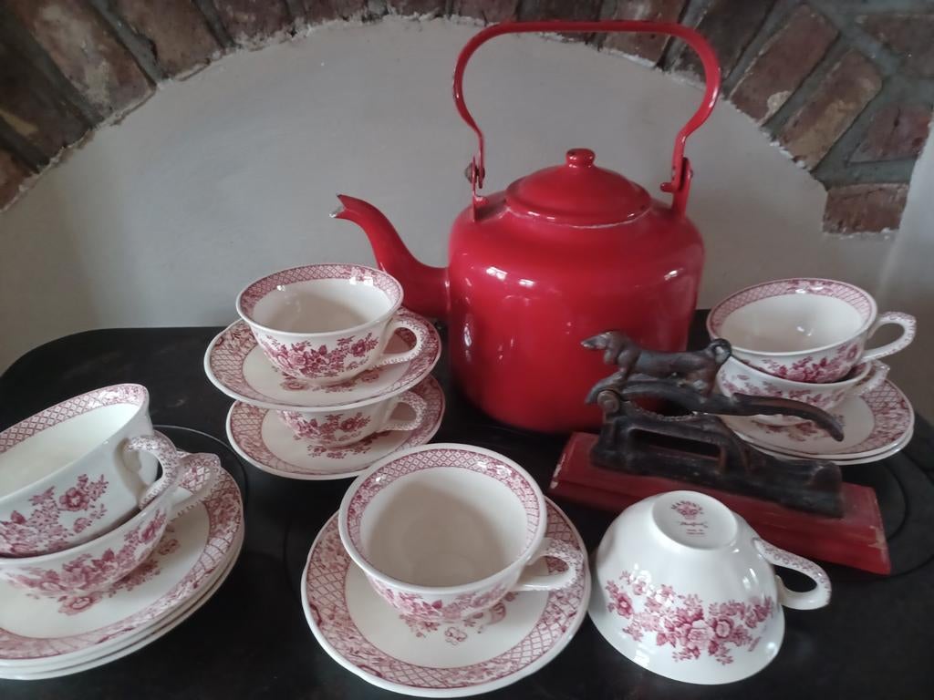 8 kop en schotel mason's stratford england, Ophalen of Verzenden