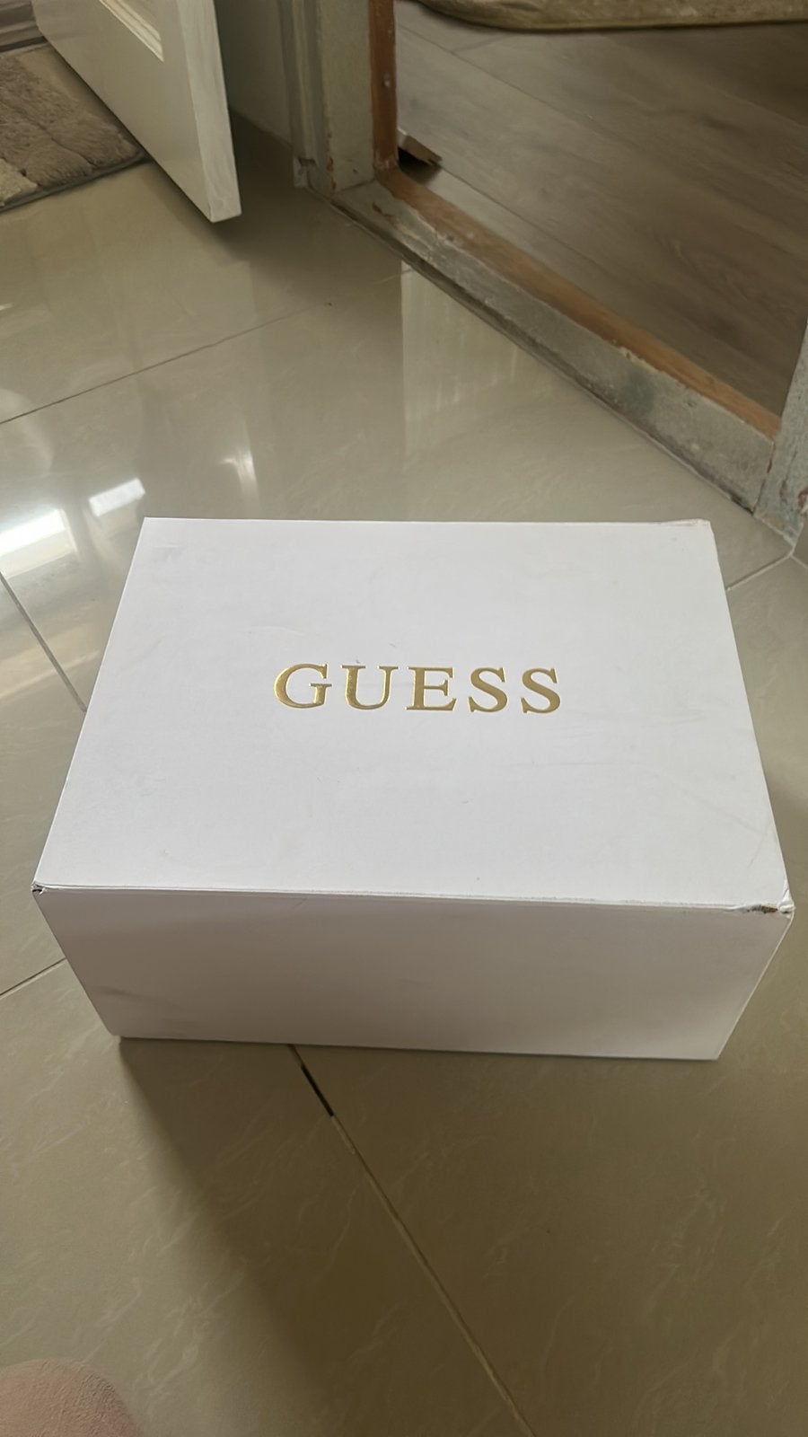 Guess doos, Ophalen of Verzenden, Zo goed als nieuw, Guess