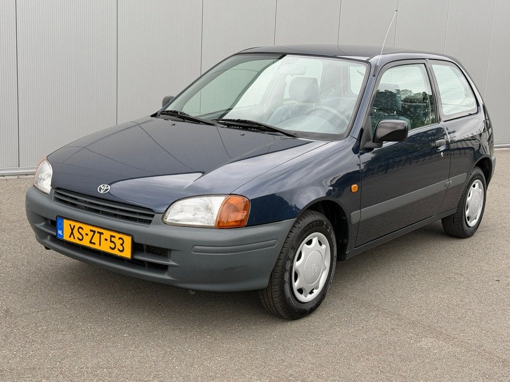 Toyota Starlet 1.3-16V XLi Origineel Mooi en NL, Gebruikt, Origineel Nederlands, Bedrijf, Handgeschakeld