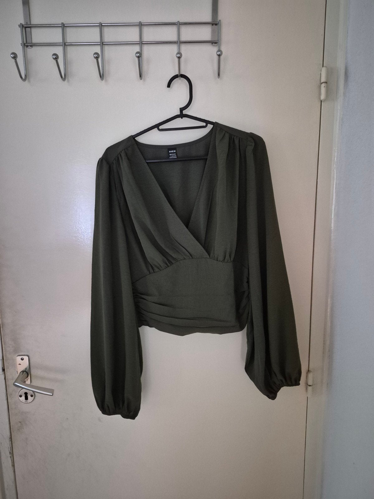 Shein Groene Cropped Blouse met Lange Mouwen - Maat L, Maat 42/44 (L), Ophalen of Verzenden, Zo goed als nieuw, Lange mouw