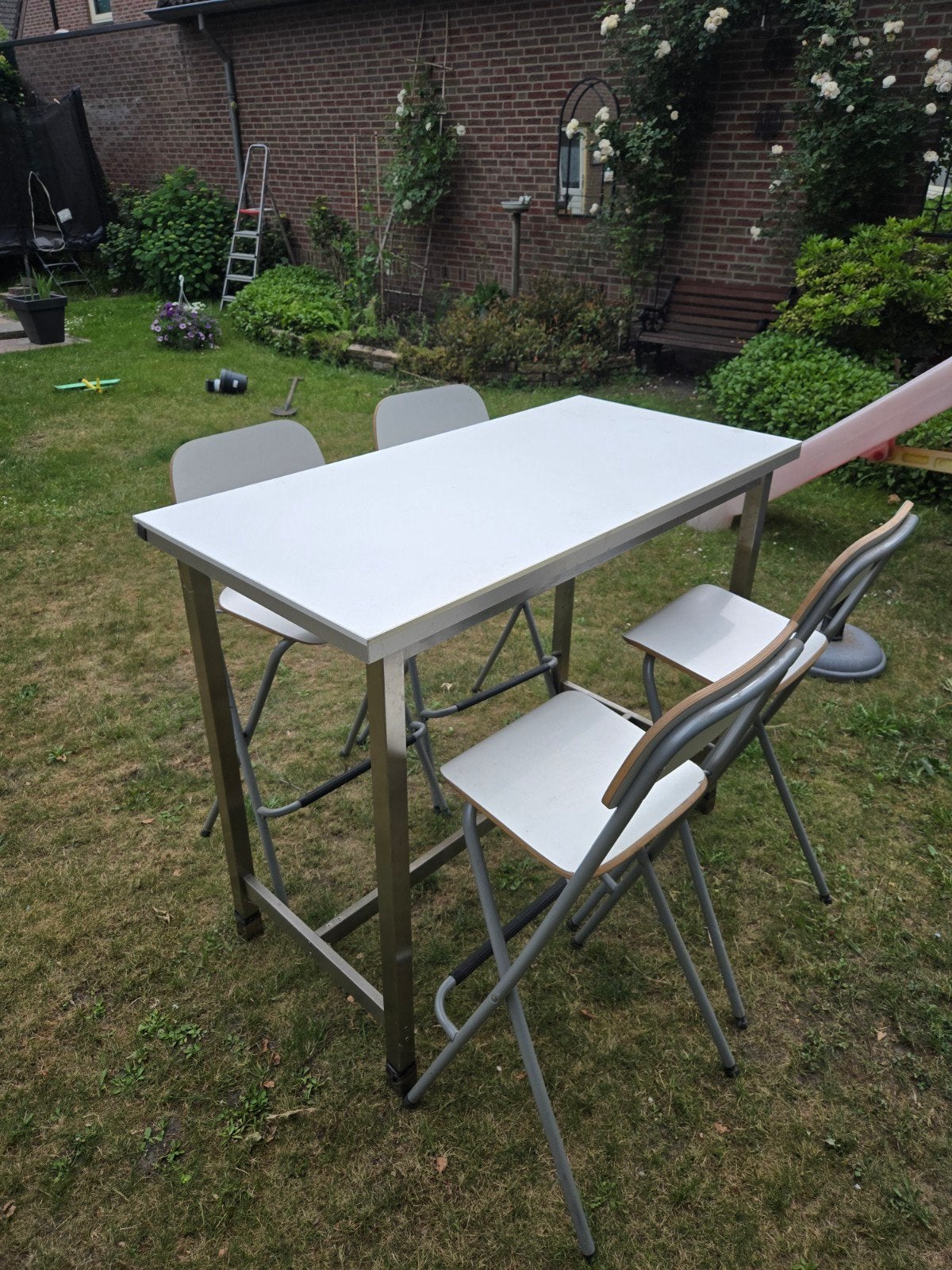 Statafel met 4 klapstoelen - Ideaal voor feestjes!, Modern en functioneel, Gebruikt, 100 tot 150 cm, Overige materialen