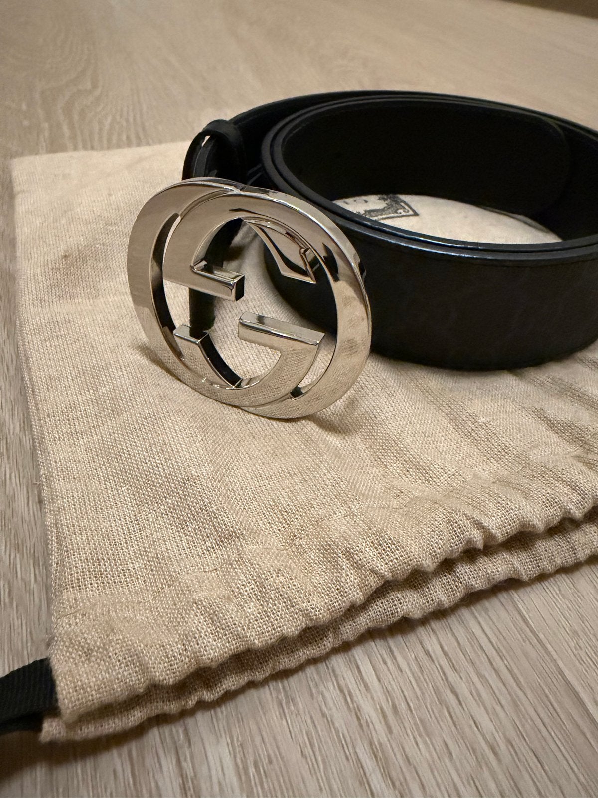 Gucci GG Supreme Riem Zwart met Zilveren Gesp, Ophalen, Minder dan 95 cm, Zo goed als nieuw, Riem of Ceintuur